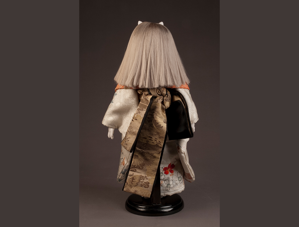 HUNNU FASHION モンゴル皮製品 Antique Japanese Dolls